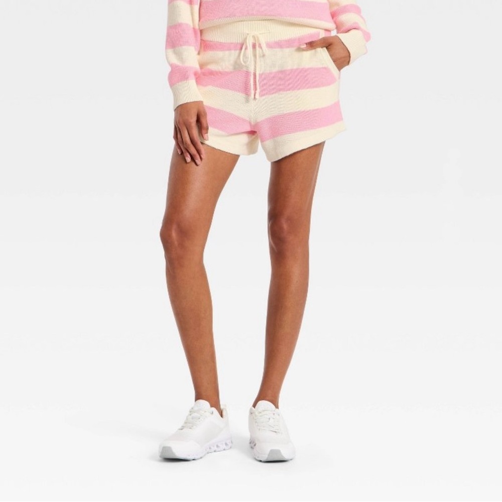 JoyLab Women's Mid-Rise Striped Sweater Shorts